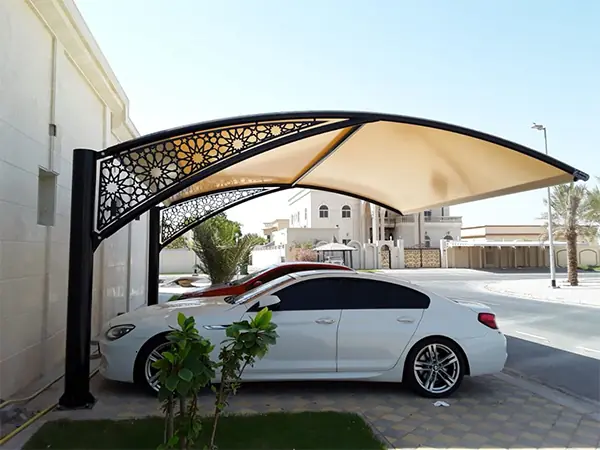 الحماية القصوى لمركباتكم؛ مظلات سيارات بتصاميم عصرية توفر حماية كاملة من أشعة الشمس والحرارة.